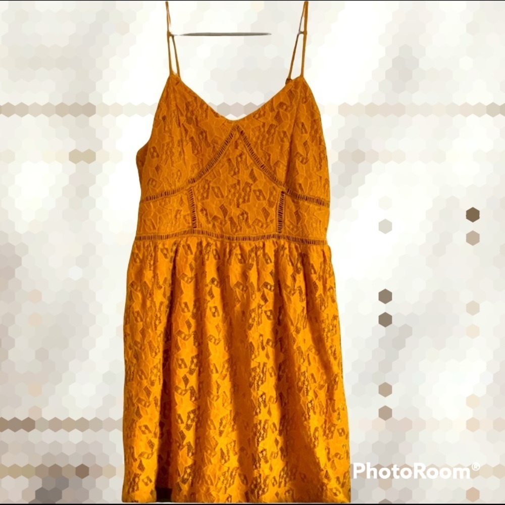 Extra Small Xhilaration Mustard Star Lace Dress​​​​